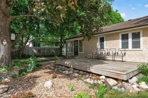 2559 Clarence Street Maplewood MN 55109