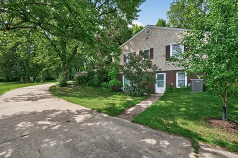 2559 Clarence Street Maplewood MN 55109