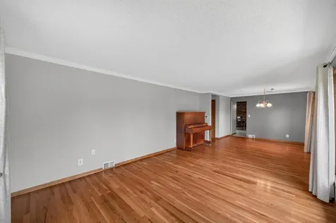 2559 Clarence Street Maplewood MN 55109