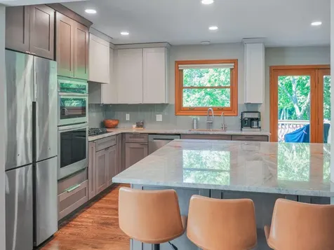1602 Woodstone Drive Victoria MN 55386