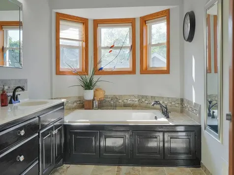 1602 Woodstone Drive Victoria MN 55386