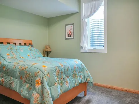 1602 Woodstone Drive Victoria MN 55386