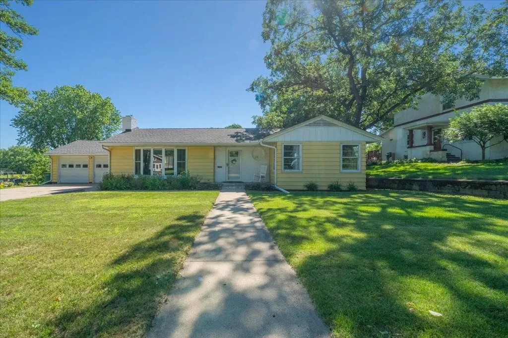 110 Main Street N Sauk Centre MN 56378