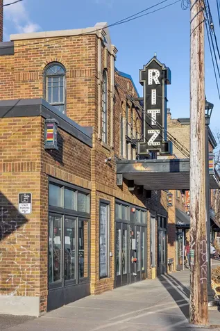 671 Spring Street NE Minneapolis MN 55413