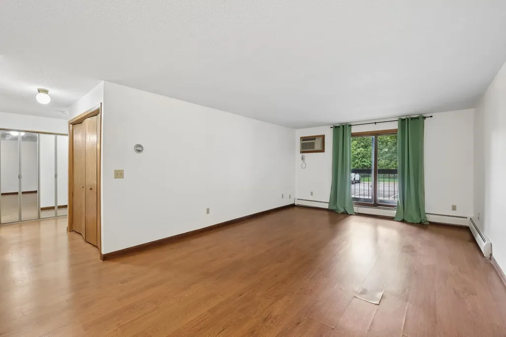 1011 41st Avenue NE Columbia Heights MN 55421