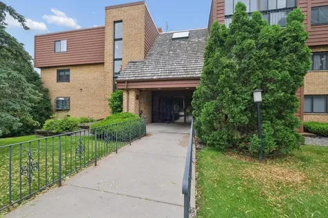 1011 41st Avenue NE Columbia Heights MN 55421
