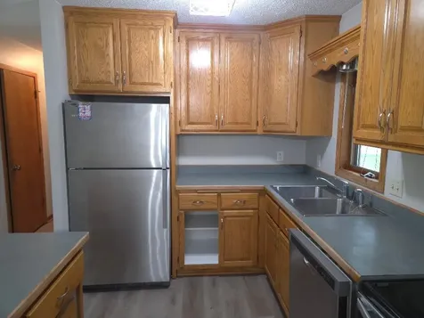 5627 Lannon Avenue NE Albertville MN 55301