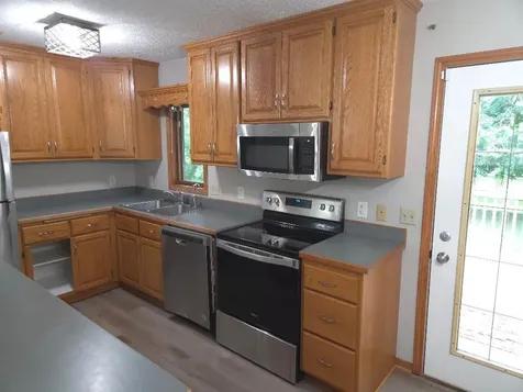 5627 Lannon Avenue NE Albertville MN 55301