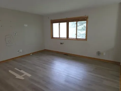 5627 Lannon Avenue NE Albertville MN 55301