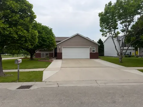 3002 34th Street S Moorhead MN 56560