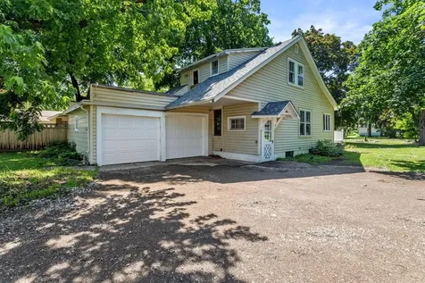 15240 9th Avenue N Plymouth MN 55447