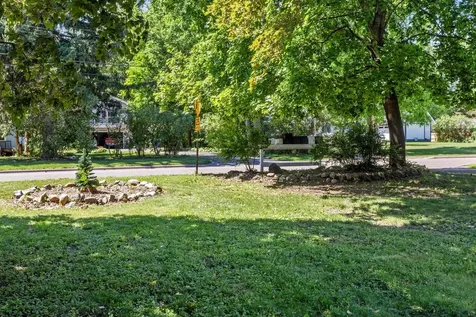15240 9th Avenue N Plymouth MN 55447
