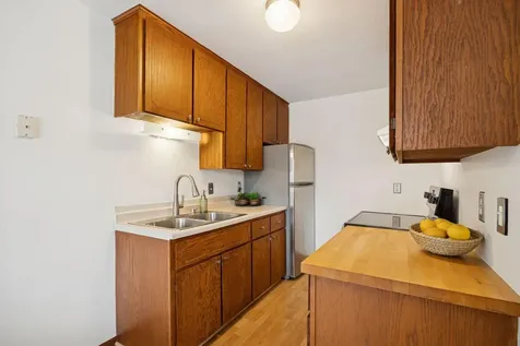 5911 Oxford Street Saint Louis Park MN 55416
