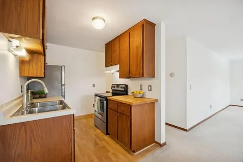 5911 Oxford Street Saint Louis Park MN 55416