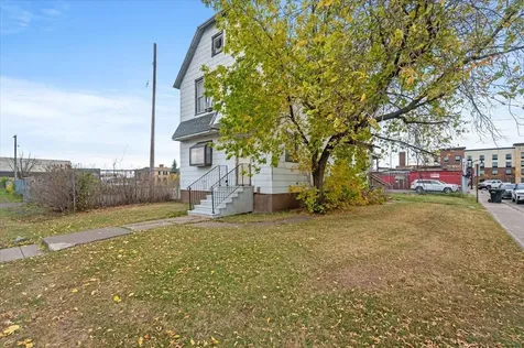 1028 Banks Avenue Superior WI 54880
