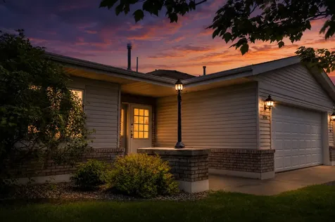 3114 Maple Leaf Court NW Bemidji MN 56601