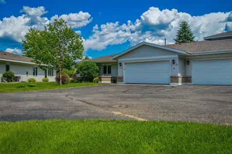 3114 Maple Leaf Court NW Bemidji MN 56601
