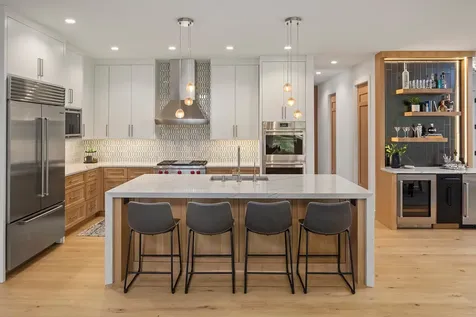 2290 Melody Hill Road Chanhassen MN 55331