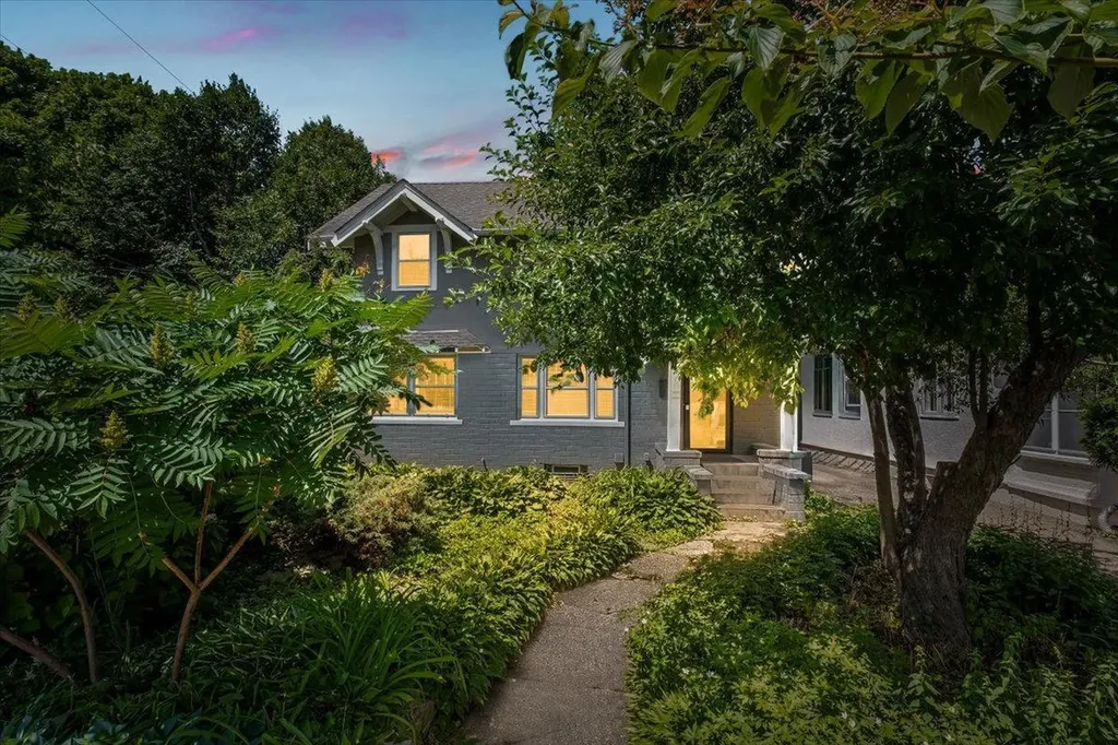 4658 Colfax Avenue S Minneapolis MN 55419