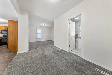 720 8th Avenue NW Faribault MN 55021
