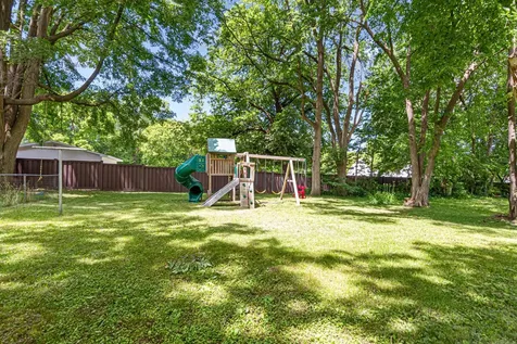 720 8th Avenue NW Faribault MN 55021