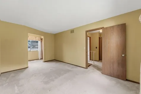 943 Sylvia Lane Shoreview MN 55126
