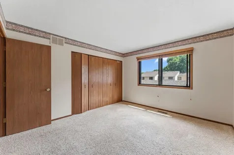 943 Sylvia Lane Shoreview MN 55126