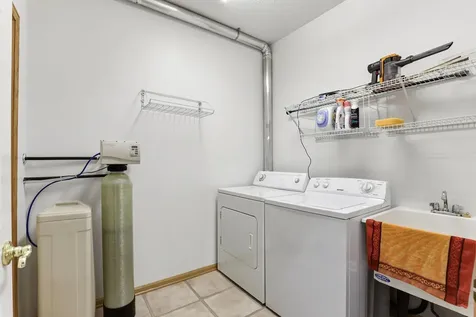 17809 38th Avenue N Plymouth MN 55446