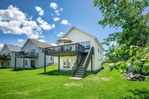 7378 Windsor Drive N Shakopee MN 55379