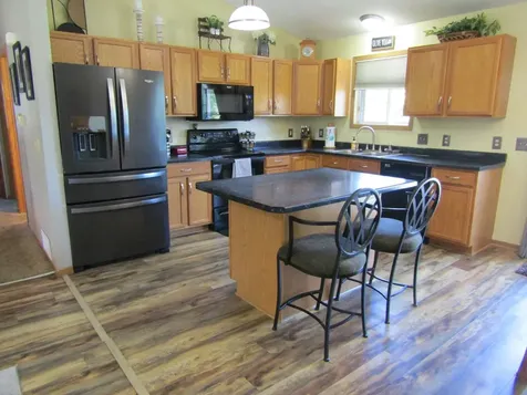 217 London Road Marshall MN 56258