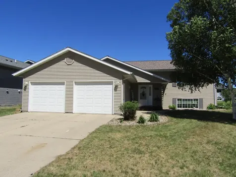 217 London Road Marshall MN 56258
