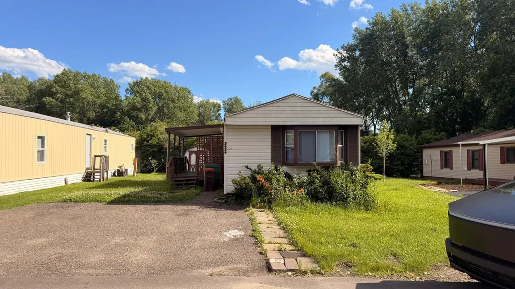 2626 Oak Hill Court E Maplewood MN 55119