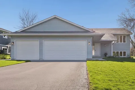 1193 Shawmut Street S Shakopee MN 55379