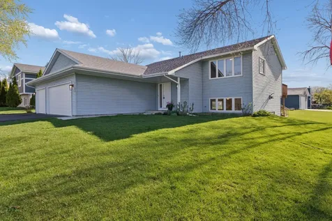 1193 Shawmut Street S Shakopee MN 55379