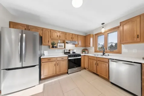 1193 Shawmut Street S Shakopee MN 55379