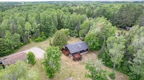 8233 Highway 37 Eveleth MN 55734