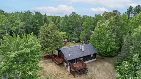 8233 Highway 37 Eveleth MN 55734