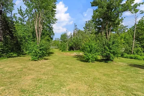 8233 Highway 37 Eveleth MN 55734