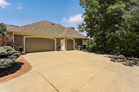 570 River Park Road SE Oronoco MN 55960