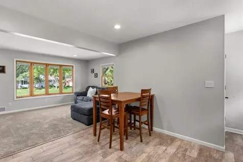 784 Mary Street N Maplewood MN 55119