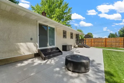 784 Mary Street N Maplewood MN 55119