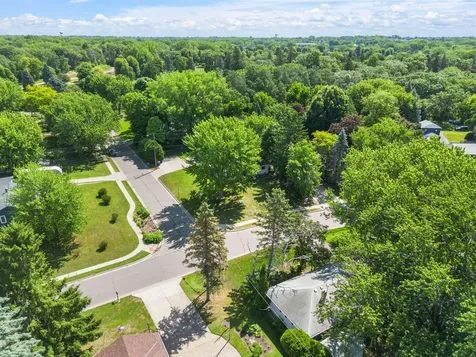 784 Mary Street N Maplewood MN 55119