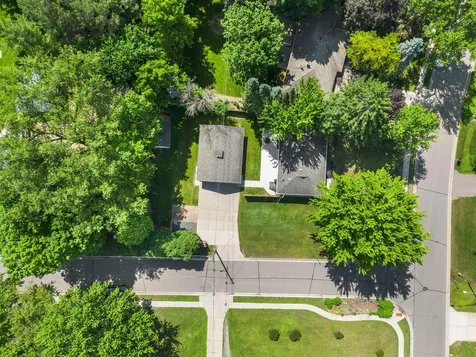 784 Mary Street N Maplewood MN 55119