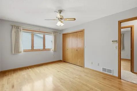 2073 Lydia Avenue E Maplewood MN 55109