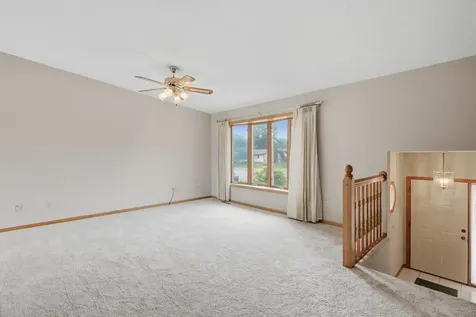 2073 Lydia Avenue E Maplewood MN 55109
