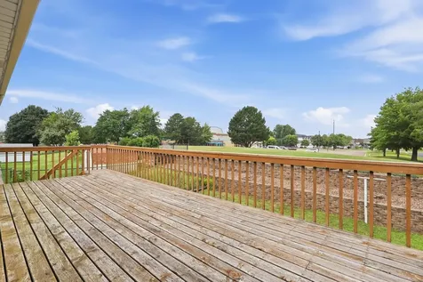 2073 Lydia Avenue E Maplewood MN 55109