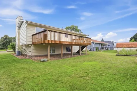 2073 Lydia Avenue E Maplewood MN 55109