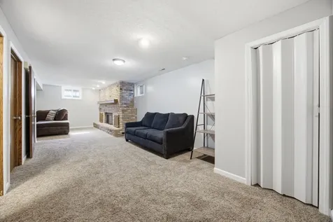 57 Prairiewood Drive S Fargo ND 58103