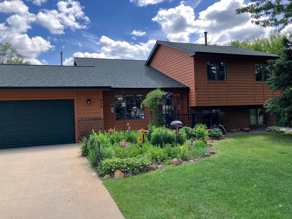 456 Vadnais Road Vadnais Heights MN 55127