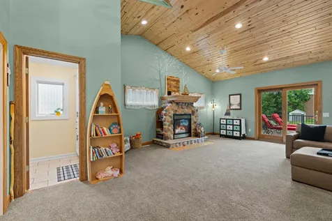 456 Vadnais Road Vadnais Heights MN 55127